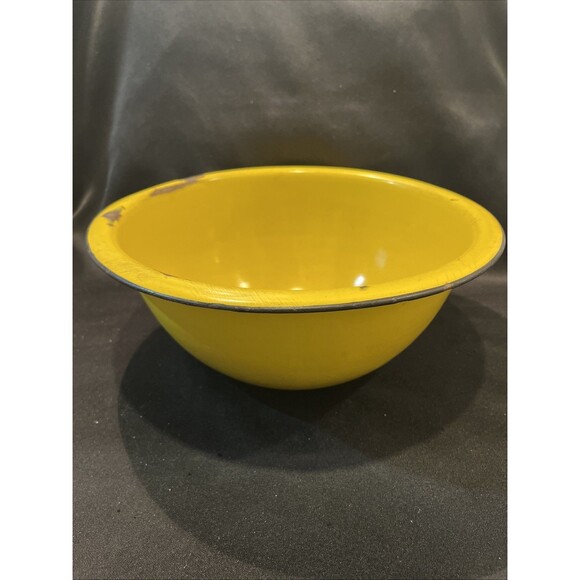 Antique Large Metal Enamel Mixing Bowl Canary Yellow with a Black Rim 11” X 4” - Picture 3 of 11